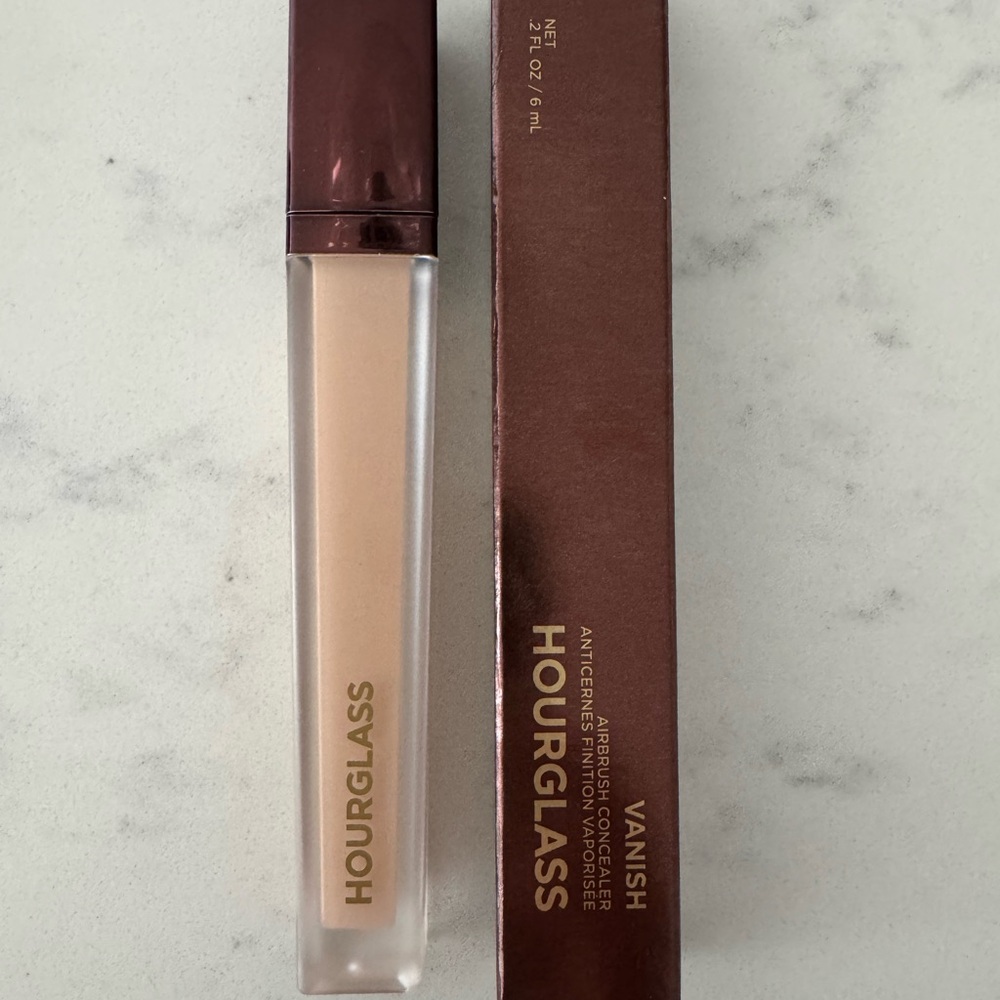 Hourglass Vanish Airbrush Concealer | Silk